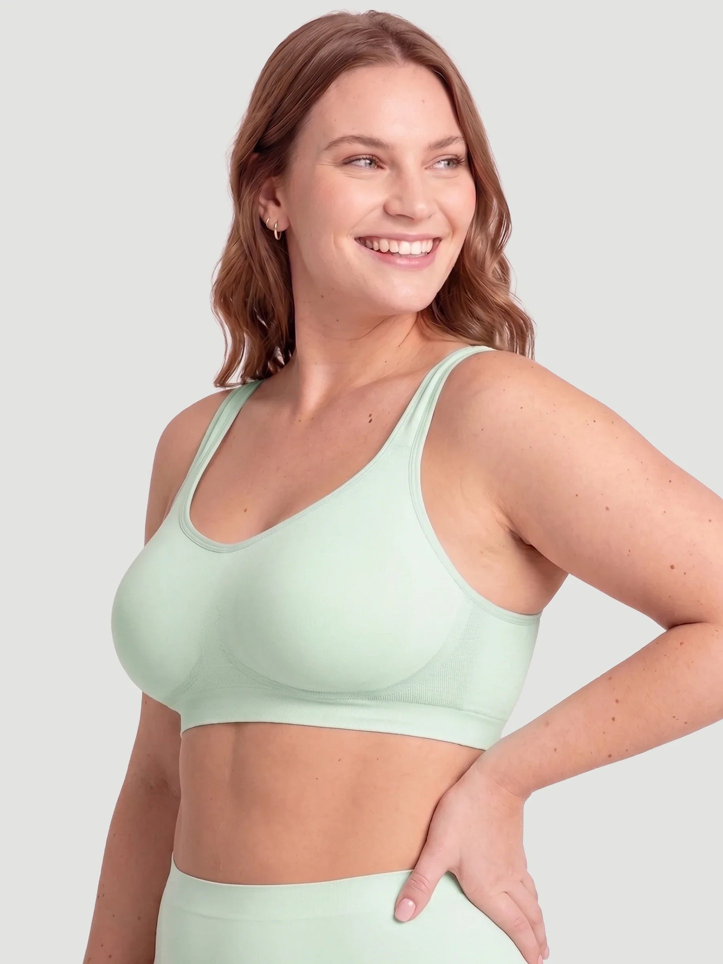 Adjustable Wire Free Shaper Bra (Cups A-FF) + FREE Bra Extender